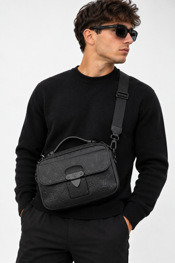 Louis Vuitton S Lock Messenger – Black Taurillon Monogram — altro dettaglio