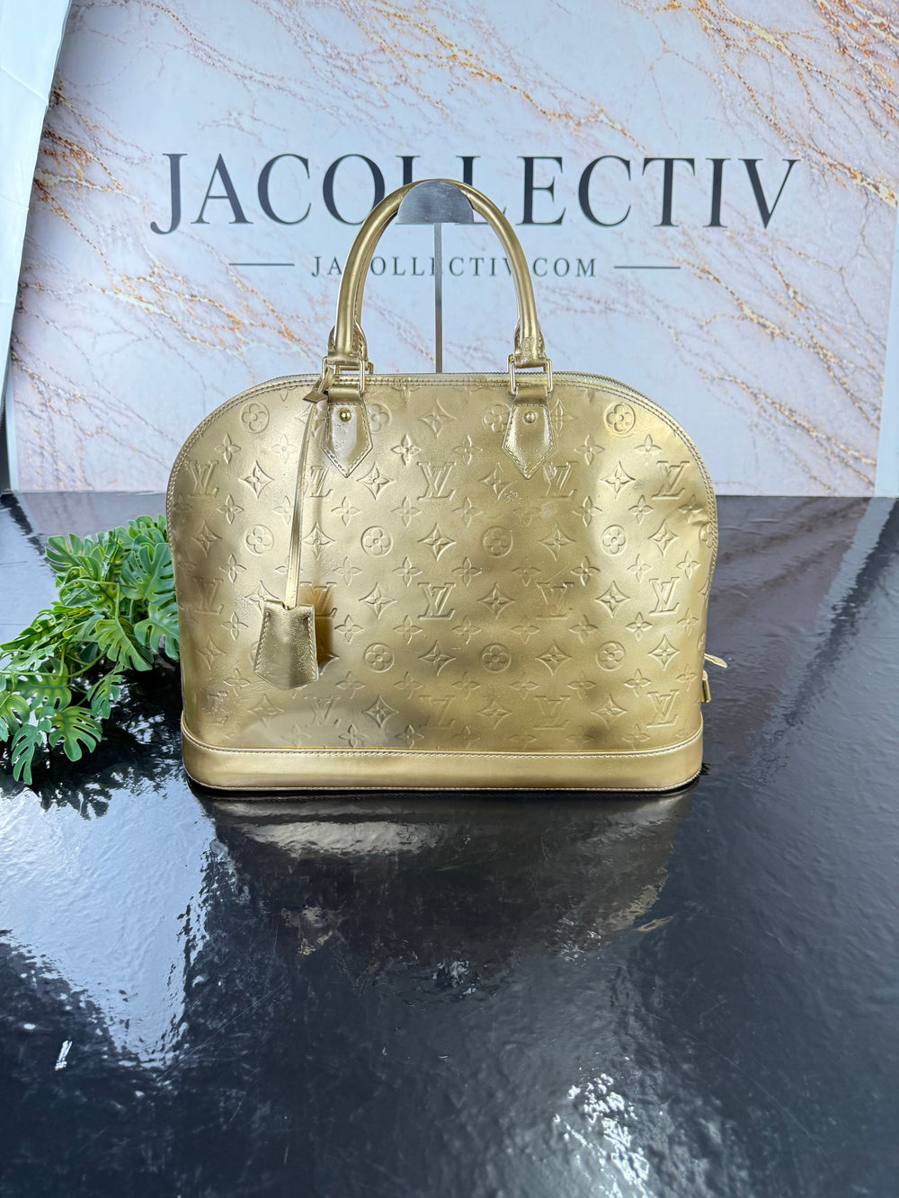 Louis Vuitton Alma Vernis Oro autentica